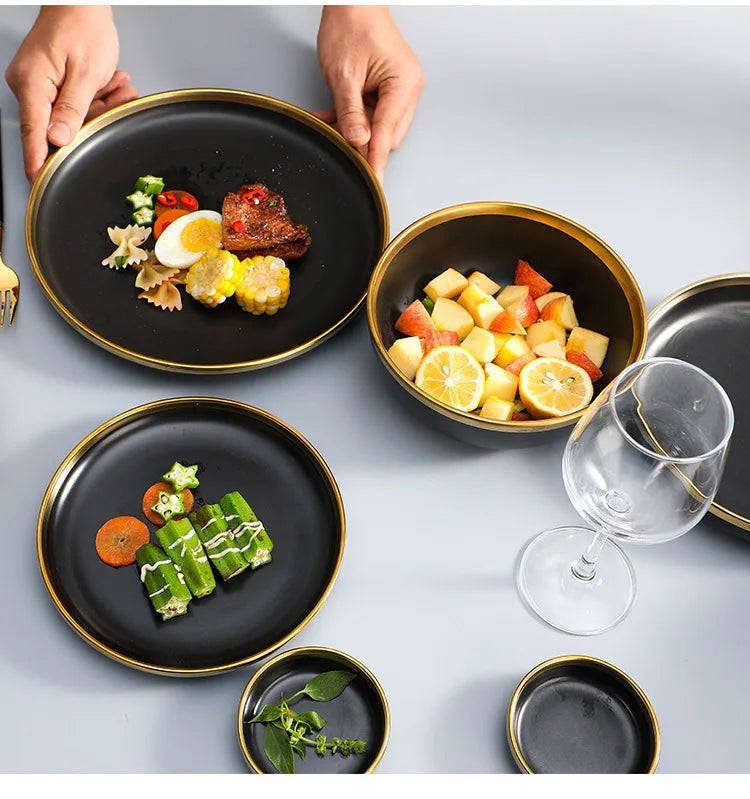 Gilt Rim Black Porcelain Dinner Plates Cutlery Set