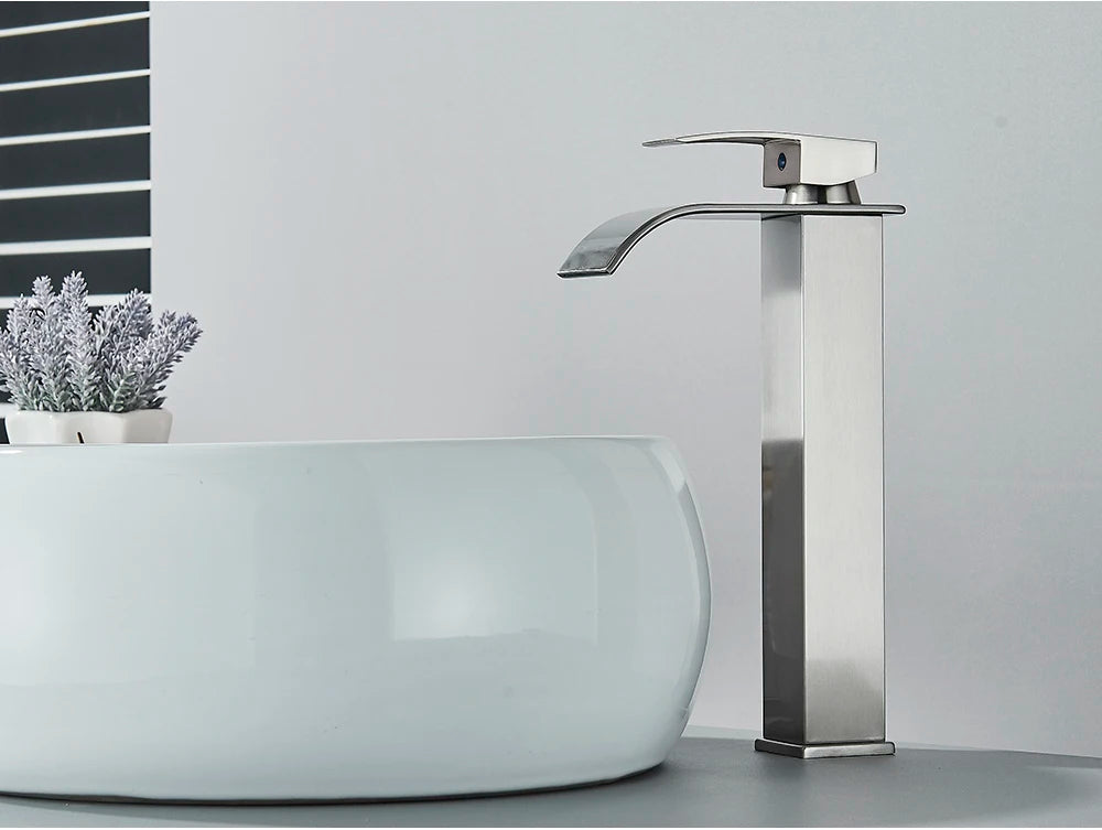 Brushed Golden Basin Faucets Single Lever Hole Deck Mount