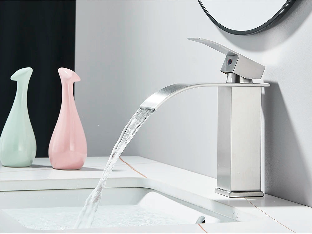 Brushed Golden Basin Faucets Single Lever Hole Deck Mount
