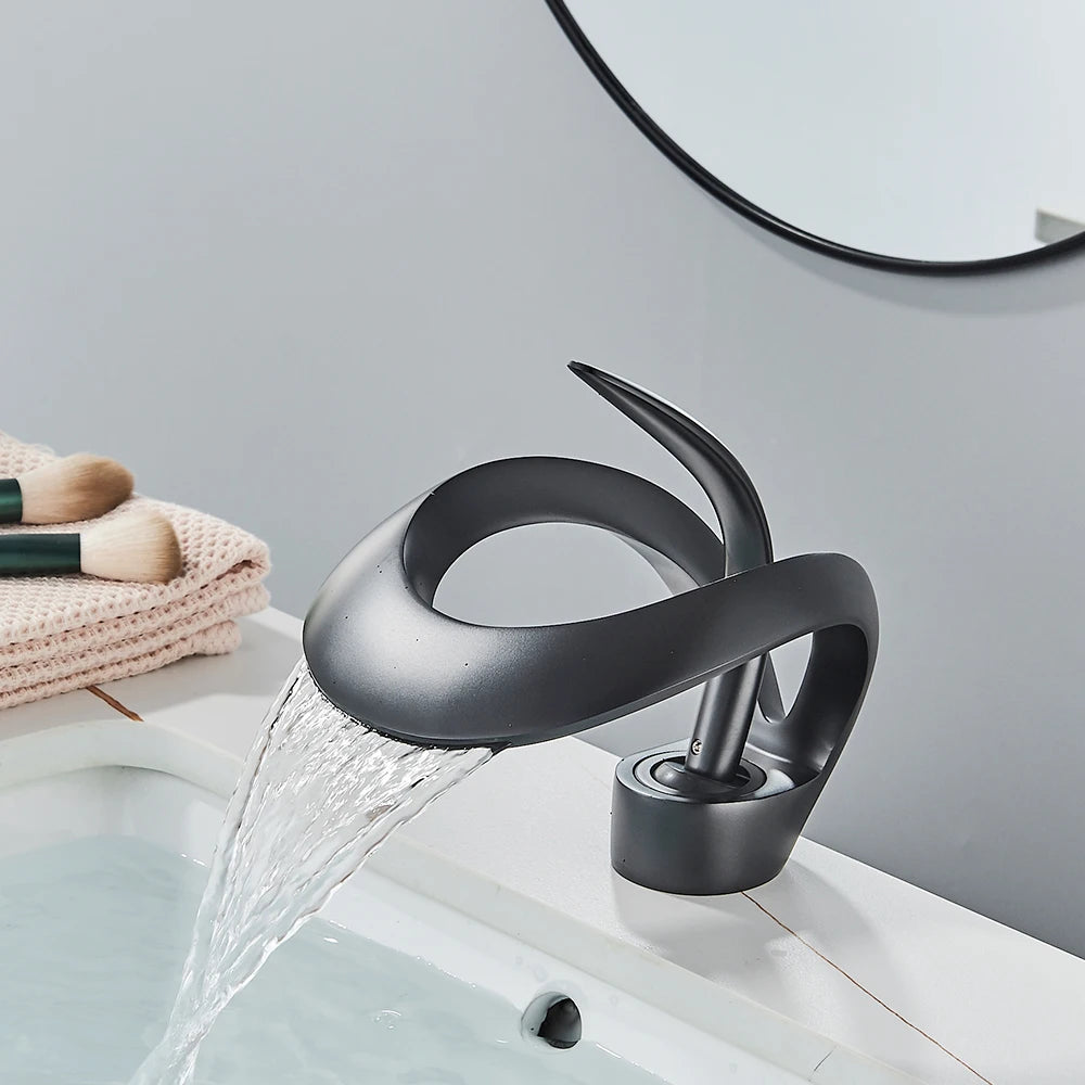 Brass New-Style Basin Faucet Bathroom Mixer Tap Hot Cold Water Deck Mounted  Luxury Sink Faucet